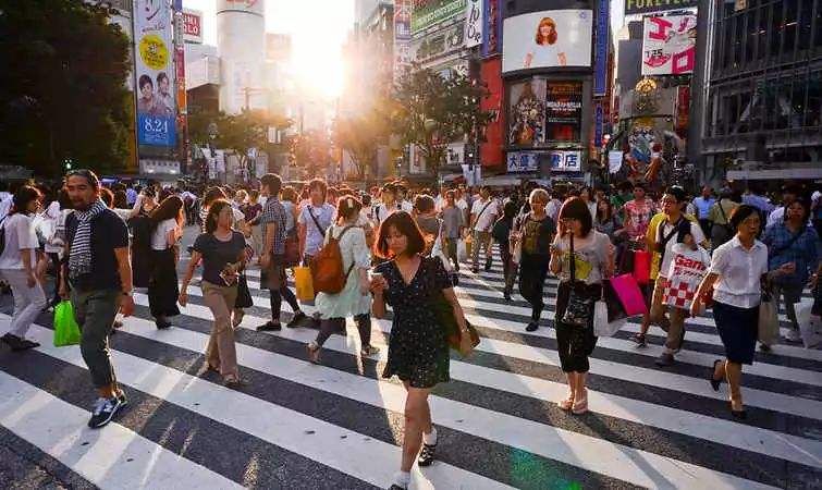 卫健委：我国总人口“十四五”将进入负增长阶段