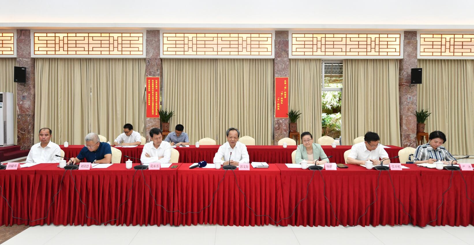 图解：凉山州人民政府办公室关于印发凉山州推动“转企升规”十条措施的通知