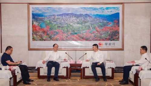 合力突破铁路交通瓶颈 更好满足人民群众便捷出行需要 张正红会见中国铁路成都局、昆明局集团有限公司客人