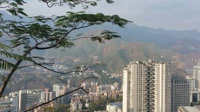 前三季度 东区实现地区生产总值372亿余元