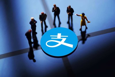 借呗、金条，微粒贷等诸多网贷，正在毁掉你的银行超低息贷款