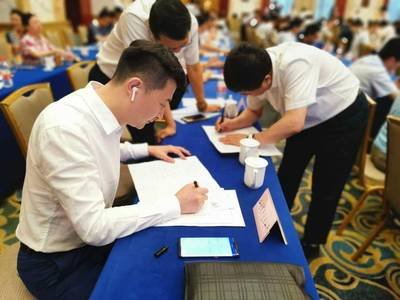 楚雄州与中国铁塔云南省分公司签约