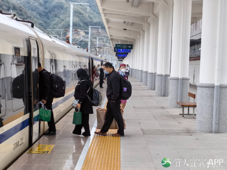 春运首日攀枝花市共发送旅客2.1万余人次